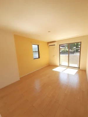 のマンスリーマンション・ウィークリーマンション「ピアチェーレ　Ⅱ 101・洋室(No.1232603)」メイン画像