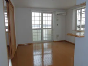 のマンスリーマンション・ウィークリーマンション「ノーヴァトワーレ　Ａ 202・洋室(No.1232700)」メイン画像