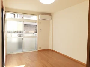 のマンスリーマンション・ウィークリーマンション「Ｈｅａｒｔ　Ｈｏｕｓｅ 102・洋室(No.1232774)」メイン画像