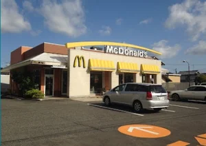 マクドナルド 長束店まで徒歩3分