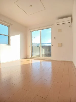 のマンスリーマンション・ウィークリーマンション「レユスィートＹ　Ⅳ 101・洋室(No.1232925)」メイン画像