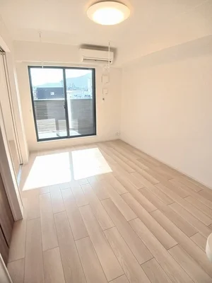 のマンスリーマンション・ウィークリーマンション「メゾン・ミクニⅢ　Ａ 203・洋室(No.1232934)」メイン画像