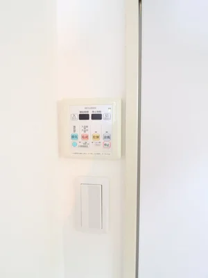 浴室乾燥機　雨の日の洗濯物の時も安心の設備です！