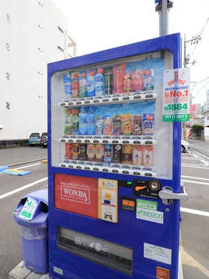 最寄り自販機　コンビニに行かなくても飲み物が手に入るので便利！