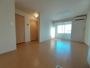 のマンスリーマンション・ウィークリーマンション「アンソレイエⅡ 101・洋室(No.1233329)」メイン画像