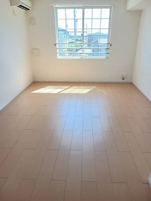 のマンスリーマンション・ウィークリーマンション「ベール　ブリーズ 201・洋室(No.1233876)」メイン画像