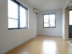 のマンスリーマンション・ウィークリーマンション「サンタ・シーマ 106・洋室(No.1233996)」メイン画像