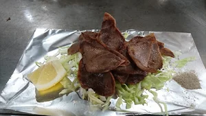 まるちゃんまで車で８分