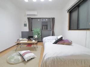 エアコン付きで温度調節可能！　一年を通して快適な室温でお過ごしいただけます。