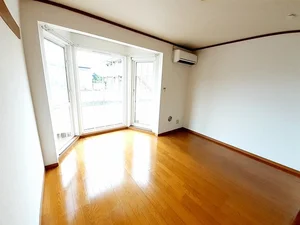 のマンスリーマンション・ウィークリーマンション「カーサブランカⅢ 103・洋室(No.1234158)」メイン画像