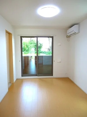 のマンスリーマンション・ウィークリーマンション「プロヴァンス　ハウス 104・洋室(No.1234183)」メイン画像