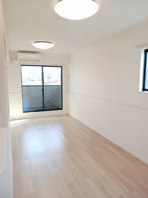 のマンスリーマンション・ウィークリーマンション「ソーレ　ファウスト 201・洋室(No.1234193)」メイン画像