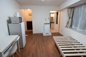 のマンスリーマンション・ウィークリーマンション「横浜まで1分！家具家電付きアパートメント 503・家具家電付きアパート(No.1234838)」メイン画像