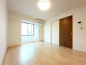 のマンスリーマンション・ウィークリーマンション「ヴィラ・ローザ 105・洋室(No.1234840)」メイン画像