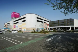 「イオンモール倉敷」まで車で19分、7.5km。研修、出張の団体様にご利用頂いております。倉敷宿泊の際は是非。