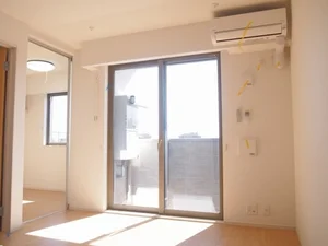 のマンスリーマンション・ウィークリーマンション「フィオーレ３０２ 105・洋室(No.1235087)」メイン画像