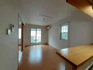 のマンスリーマンション・ウィークリーマンション「メゾンラフレシール 102・洋室(No.1235111)」メイン画像