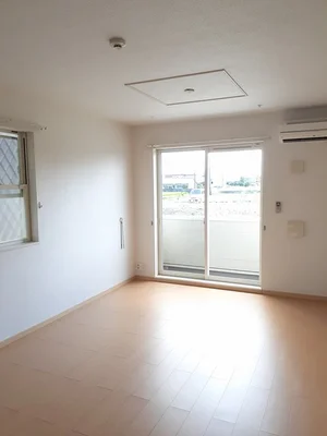 のマンスリーマンション・ウィークリーマンション「シンフォニー　Ⅰ棟 102・洋室(No.1235159)」メイン画像