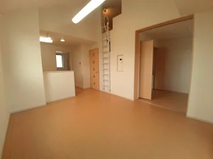 のマンスリーマンション・ウィークリーマンション「メディカル・馬淵西Ⅰ 201・洋室(No.1235178)」メイン画像