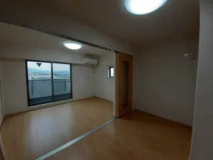 のマンスリーマンション・ウィークリーマンション「メゾン・ド・励歩　Ⅱ 303・洋室(No.1235211)」メイン画像