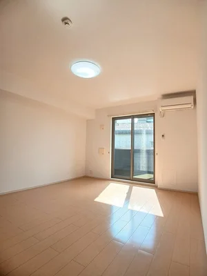 のマンスリーマンション・ウィークリーマンション「ブルムンタウン 103・洋室(No.1235235)」メイン画像