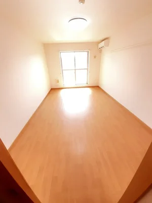 のマンスリーマンション・ウィークリーマンション「カルム・ソレイユ 308・洋室(No.1235275)」メイン画像