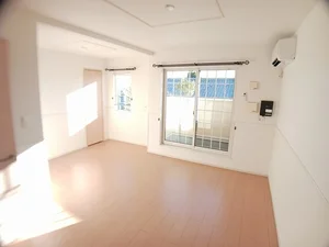 のマンスリーマンション・ウィークリーマンション「ヒルパーク　ハウス 203・洋室(No.1235366)」メイン画像