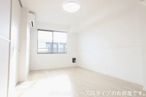 のマンスリーマンション・ウィークリーマンション「ホグワーツＡ 303・洋室(No.1235403)」メイン画像