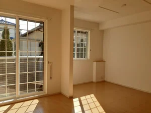 のマンスリーマンション・ウィークリーマンション「リヴァーサイドＫⅡ 102・洋室(No.1235522)」メイン画像