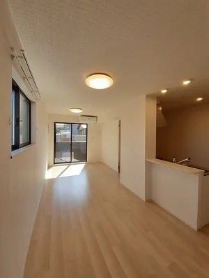 のマンスリーマンション・ウィークリーマンション「ディセントラ一色 103・洋室(No.1235548)」メイン画像