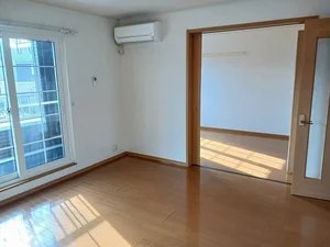 京都府のマンスリーマンション・ウィークリーマンション「プリムローズ 202・洋室(No.1235553)」メイン画像