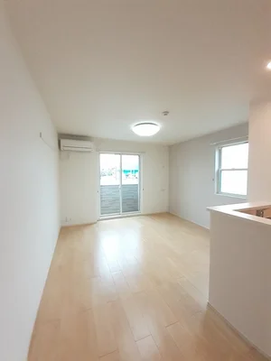 のマンスリーマンション・ウィークリーマンション「サニープレイスⅠ 103・洋室(No.1235590)」メイン画像