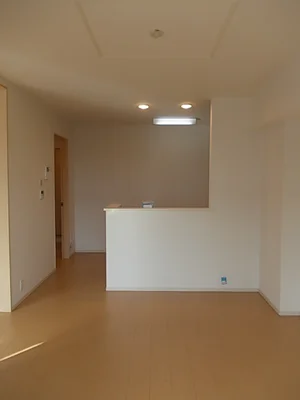 のマンスリーマンション・ウィークリーマンション「ラッフィナート　Ⅱ 202・洋室(No.1235762)」メイン画像