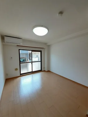 のマンスリーマンション・ウィークリーマンション「グロウステイトＷ 102・洋室(No.1235861)」メイン画像