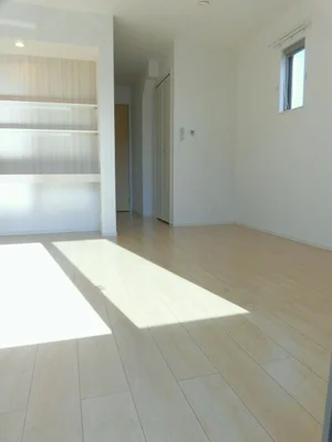 のマンスリーマンション・ウィークリーマンション「Ｃａｌｍｅ　Ａｌｂａ 101・洋室(No.1235912)」メイン画像