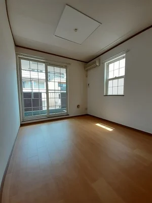 長岡市のマンスリーマンション・ウィークリーマンション「ヴィラ　グランデージ 201・洋室(No.1235929)」メイン画像