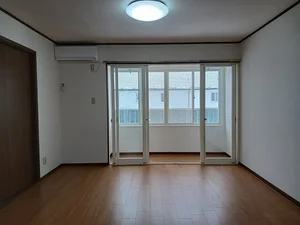 のマンスリーマンション・ウィークリーマンション「キーウエスト　Ａ 202・洋室(No.1235952)」メイン画像