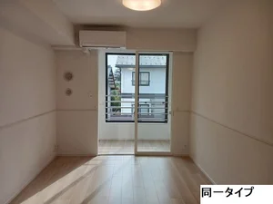 のマンスリーマンション・ウィークリーマンション「エムズ　グリューエン 202・洋室(No.1235964)」メイン画像