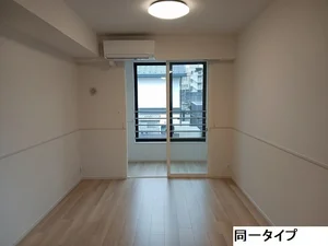 のマンスリーマンション・ウィークリーマンション「エムズ　グリューエン 201・洋室(No.1235965)」メイン画像