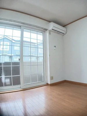 のマンスリーマンション・ウィークリーマンション「グレイス　ロマーヌⅠ 102・洋室(No.1235981)」メイン画像