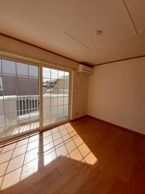 のマンスリーマンション・ウィークリーマンション「チェントロ　ヴィレッジⅡ 102・洋室(No.1235982)」メイン画像