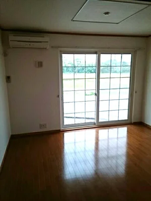 松阪市のマンスリーマンション・ウィークリーマンション「ベルシュプール　Ａ棟 103・洋室(No.1235984)」メイン画像