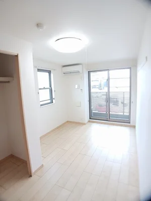 のマンスリーマンション・ウィークリーマンション「ライジングサン雅 201・洋室(No.1235996)」メイン画像