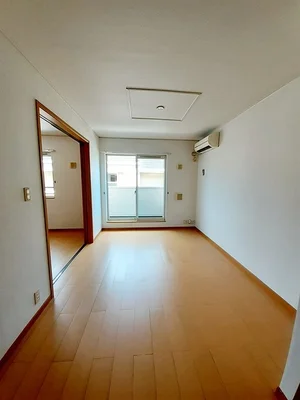 のマンスリーマンション・ウィークリーマンション「カーサ・セレーノⅠ 202・洋室(No.1236073)」メイン画像