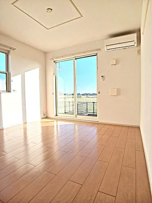 ヨコクラ病院周辺のマンスリーマンション・ウィークリーマンション「トリニティ　ヴィレッジ　Ⅱ 101・洋室(No.1236189)」メイン画像