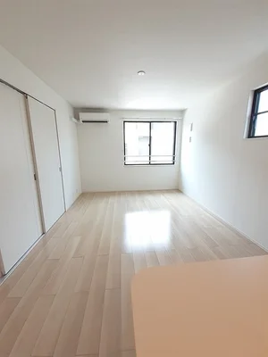 のマンスリーマンション・ウィークリーマンション「プリムヴェールＢ 201・洋室(No.1236377)」メイン画像