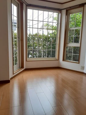 のマンスリーマンション・ウィークリーマンション「メゾン・ド・ヴィラⅡ 101・洋室(No.1236383)」メイン画像