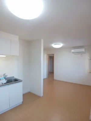 鬼無駅（香川県）のマンスリーマンション・ウィークリーマンション「カーサ　フェリーチェＡ 202・洋室(No.1236413)」メイン画像