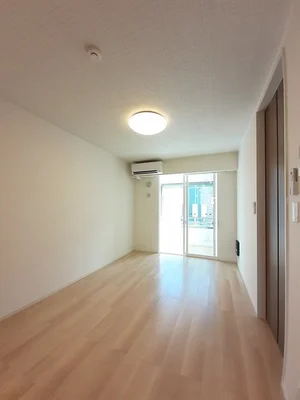 のマンスリーマンション・ウィークリーマンション「パラディーゾ　Ⅰ 102・洋室(No.1236629)」メイン画像