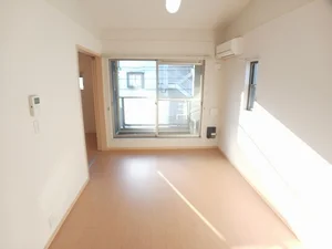 のマンスリーマンション・ウィークリーマンション「セレノブリッサ 202・洋室(No.1236895)」メイン画像